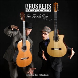 在楼道里做爽翻H男男
